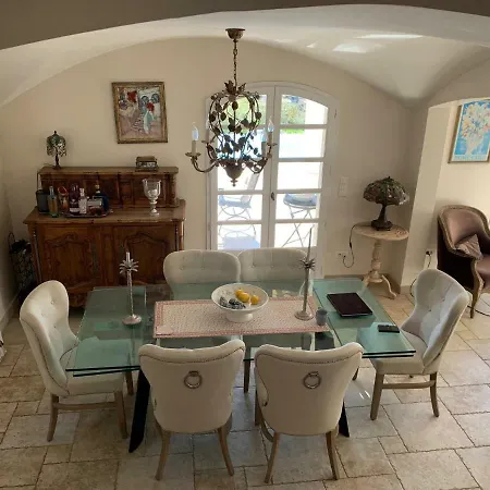 Villa Louis *